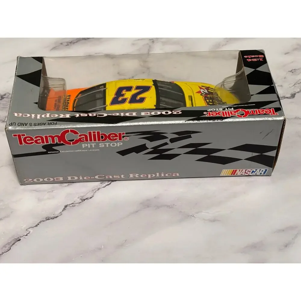 Autographed Kenny Wallace #23 2003 Diecast 1:24 scale Stacker 2 Team Caliber Pit